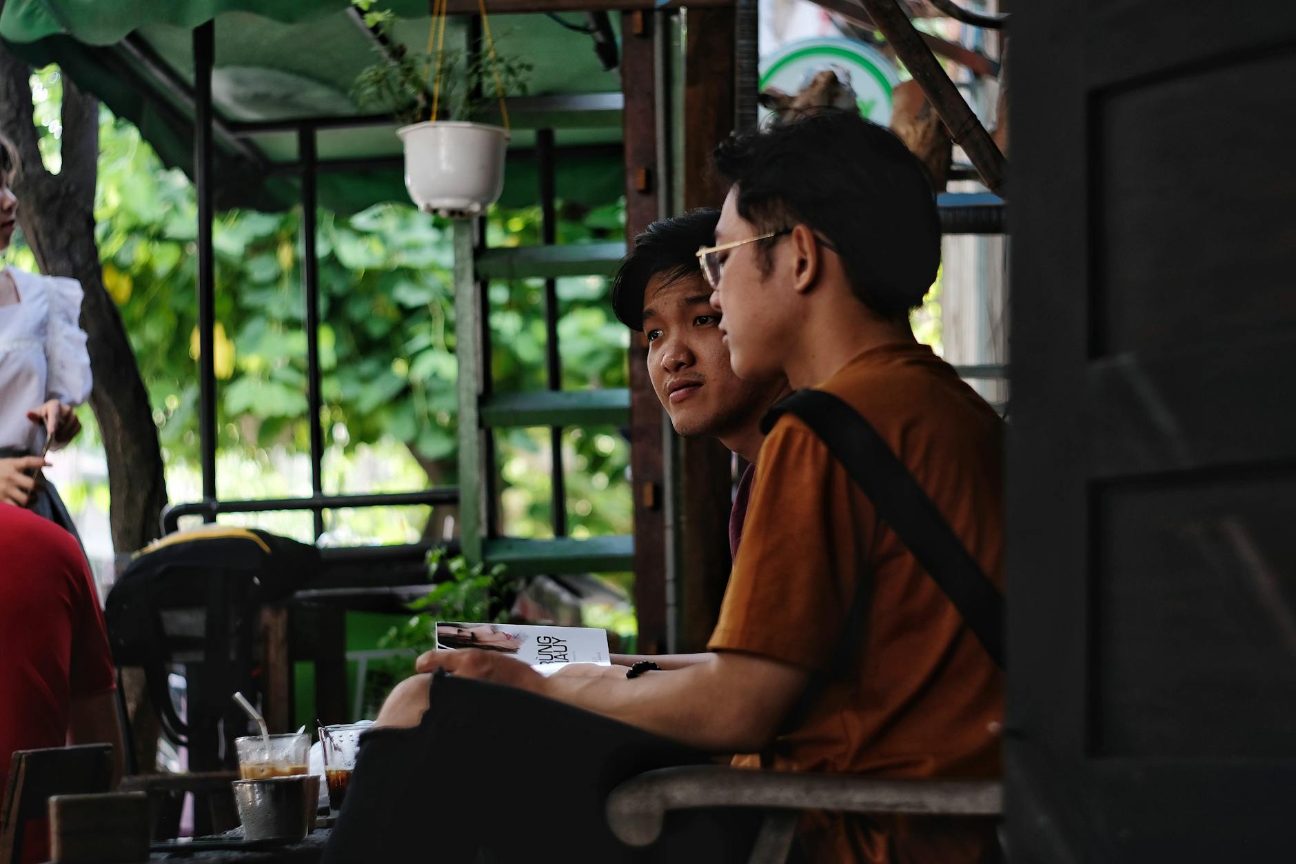 Người xem theo dõi nội dung giải trí có trách nhiệm với thái độ bình tĩnh